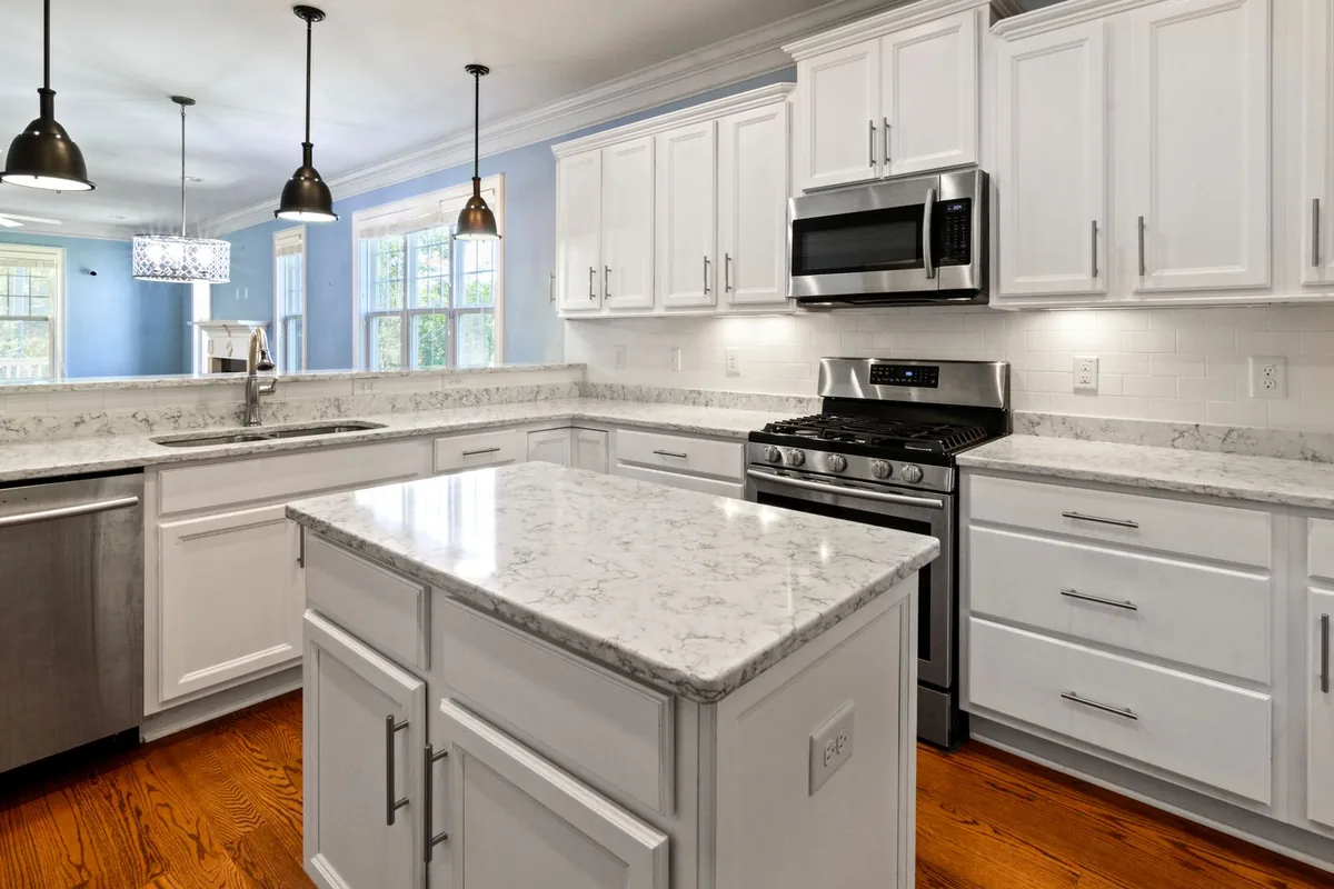 Filth & Squalor Cleanup in Huntington Bay, NY